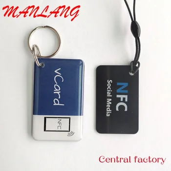 Po meri CMRFID Mini Rfid Kartico 30*30 MM 13.56 MHZ 216 RFID, NFC Epoksi Oznako Prevlečeni Ključni Fob s Kovinski Obroč luknja